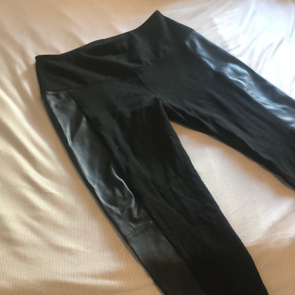 Leather leggings